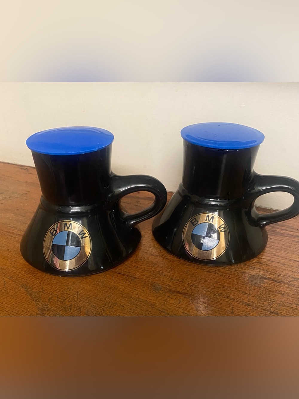 2 BMW Wide Bottom Travel, no-spill MUGS